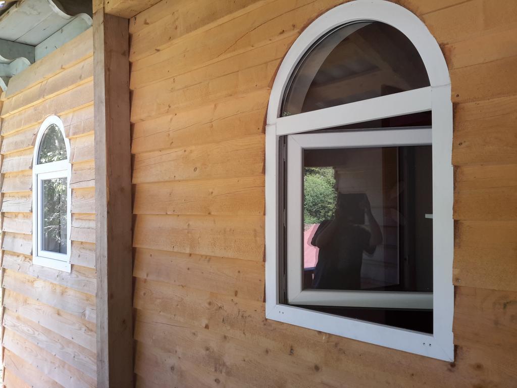 Guesthouse Robinzon Lalkhori エクステリア 写真
